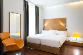  Petit Palace Plaza Málaga  Малага